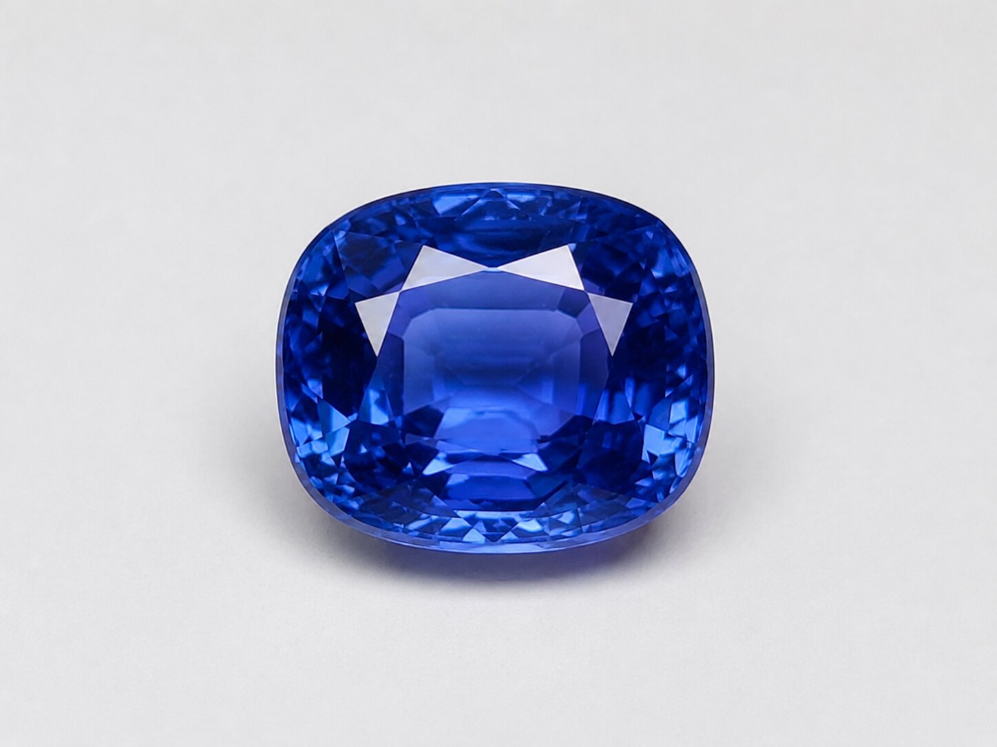 Kashmiri Blue Sapphire